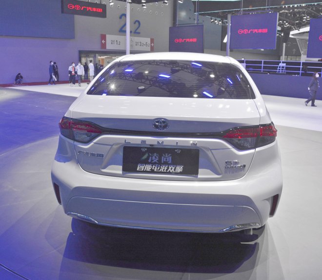 1_0006_1400x0_1_q95_autohomecar__ChtliGOu5GKASod2AAiuEVPtbhY682