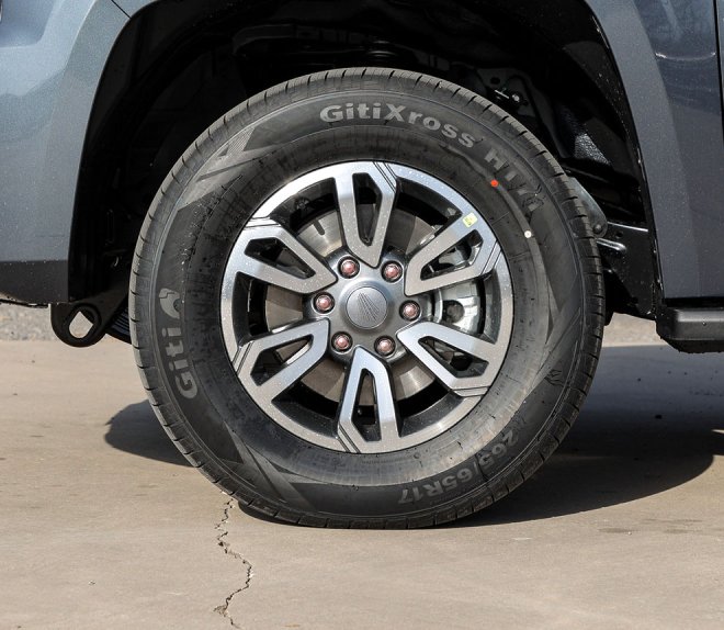 _0002_1400x0_1_q95_autohomecar__ChxknGV1xrGAMPo5ABv5dPnp0wM611