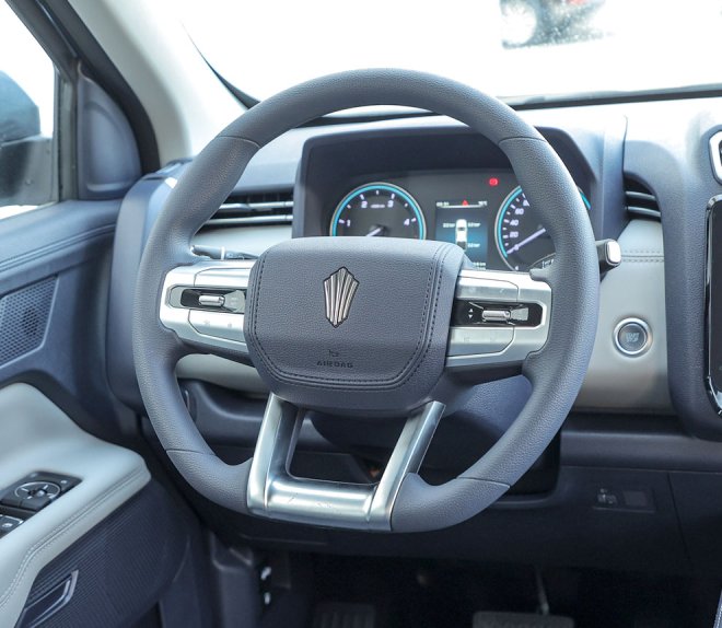 _0007_1400x0_1_q95_autohomecar__CjIFU2V1xleAYVCJABdBg15UF7Q043